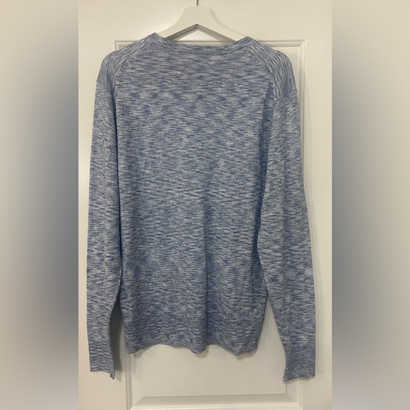 Men’s Old Navy Sweater - Medium - Picture 2 of 6